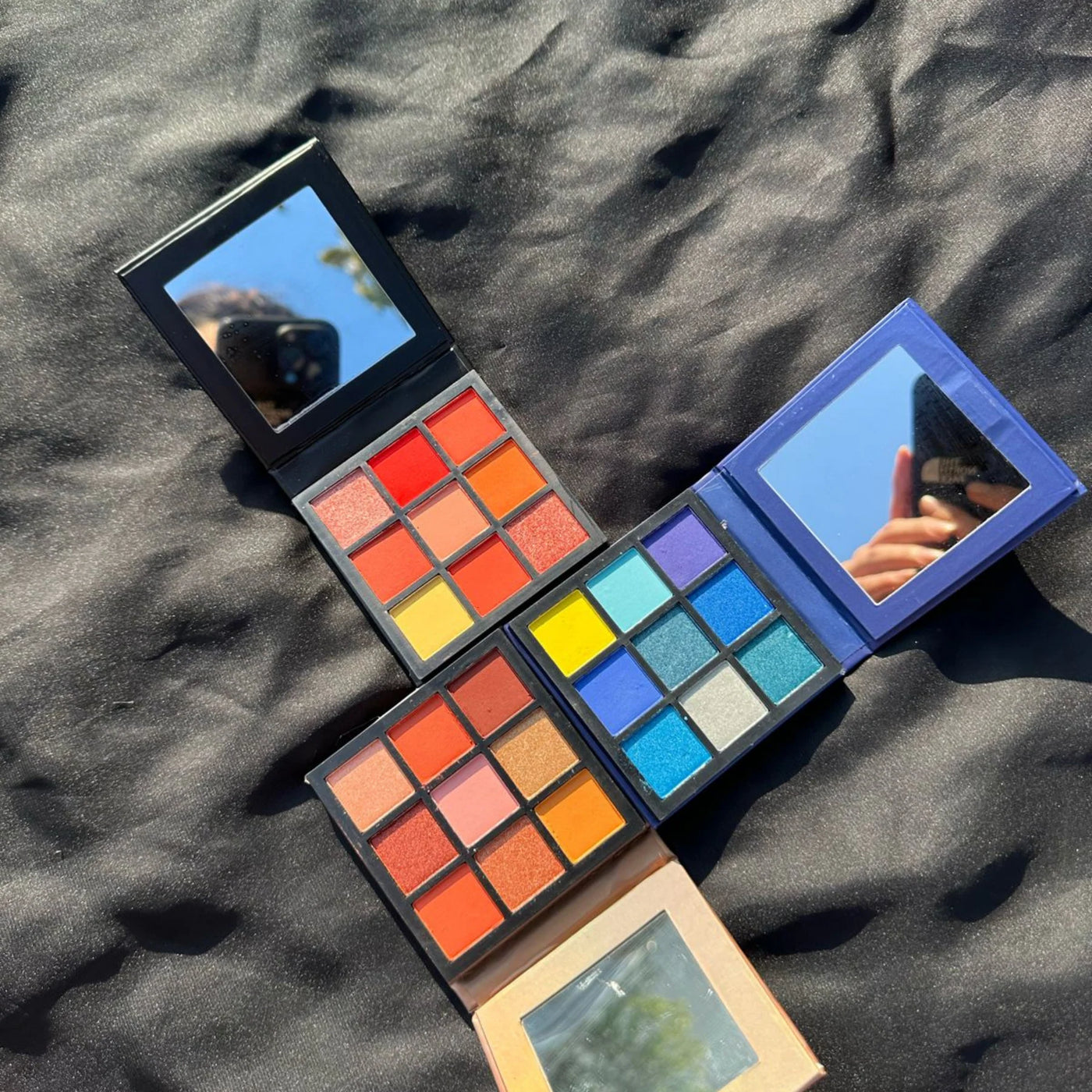 3 Mini Eyeshadow Palette - 3 Styles