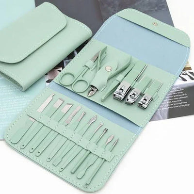 Nail Clipper/Manicure & Pedicure Kit 16 PCs